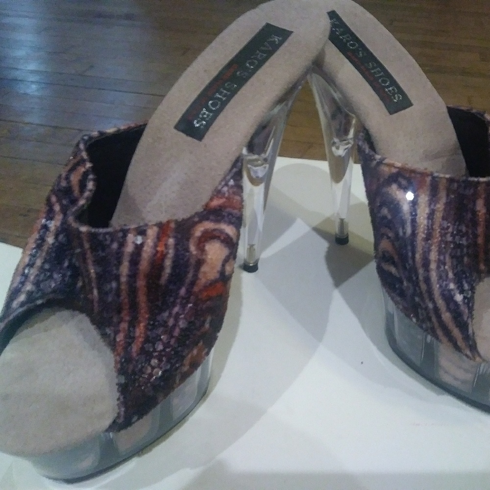 Karo's heels - Picture 3 of 3